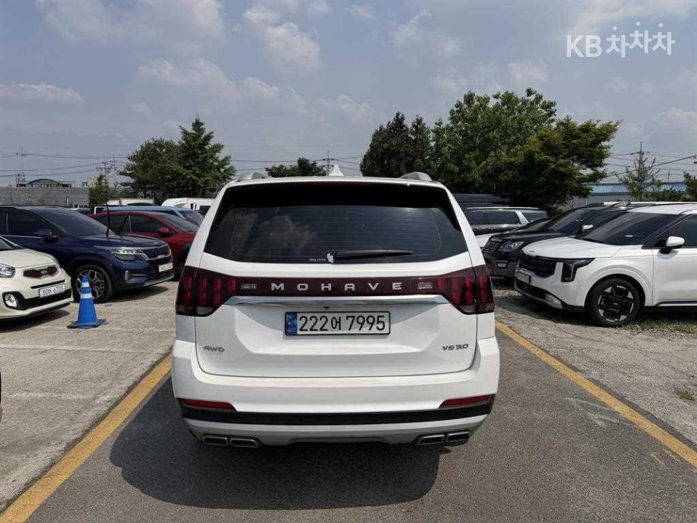 2021 - kia mohave