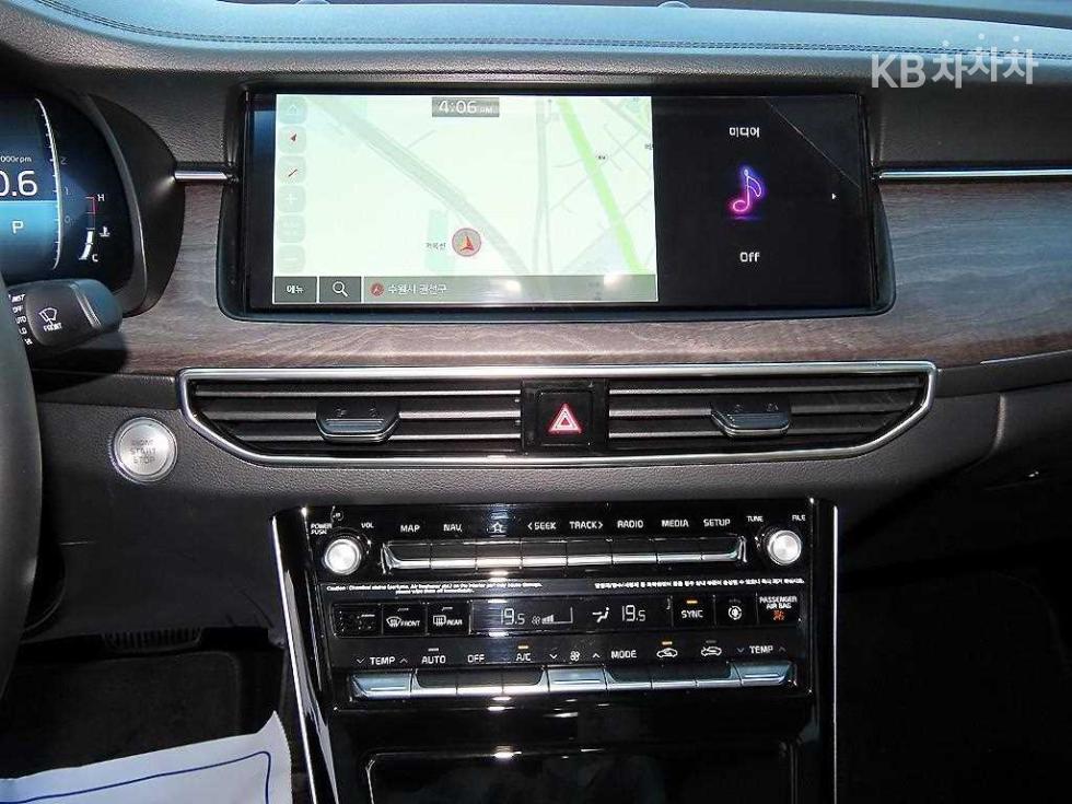 2020 - kia k7