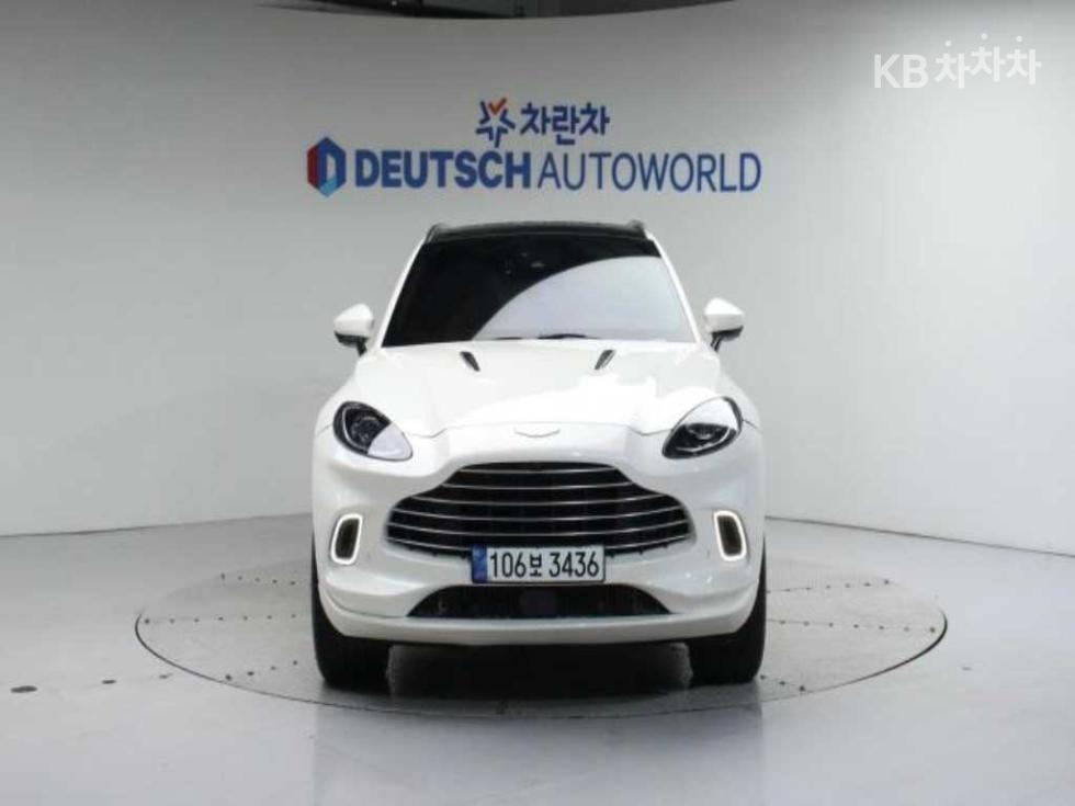 Aston Martin DBX — miniaturë 3