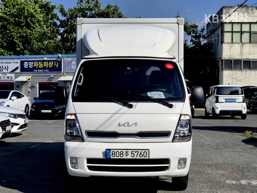 2024 - kia bongo iii