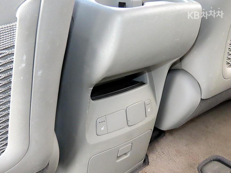 2016 - kia carnival