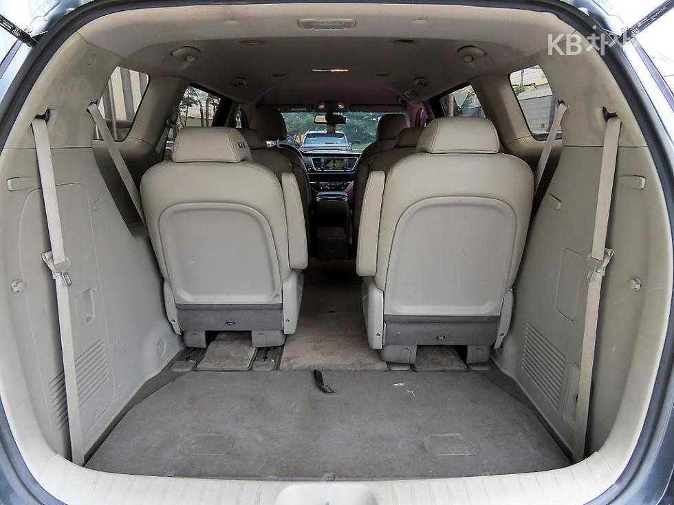 2016 - kia carnival