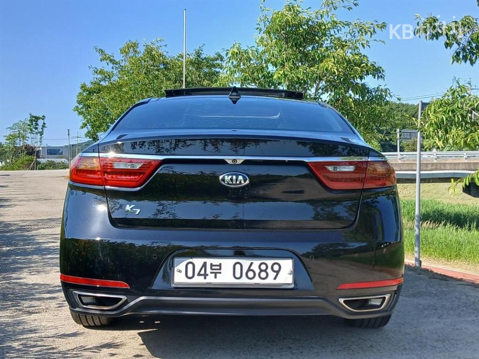 2016 - kia k7