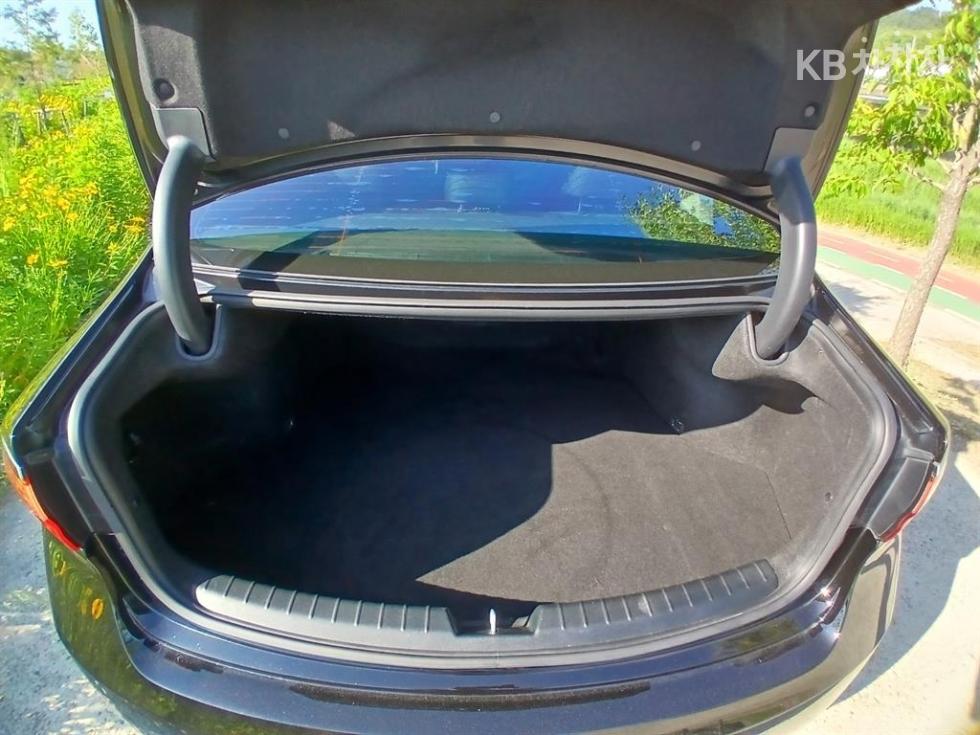 2016 - kia k7