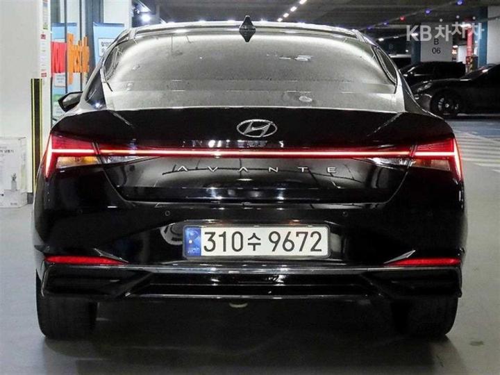 Hyundai Avante CN7 1.6 Gasoline Modern 6