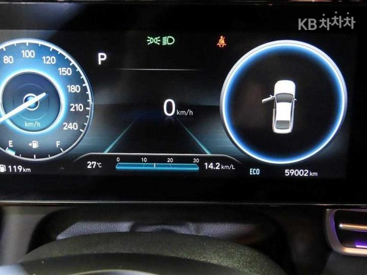 Hyundai Avante CN7 1.6 Gasoline Modern 10