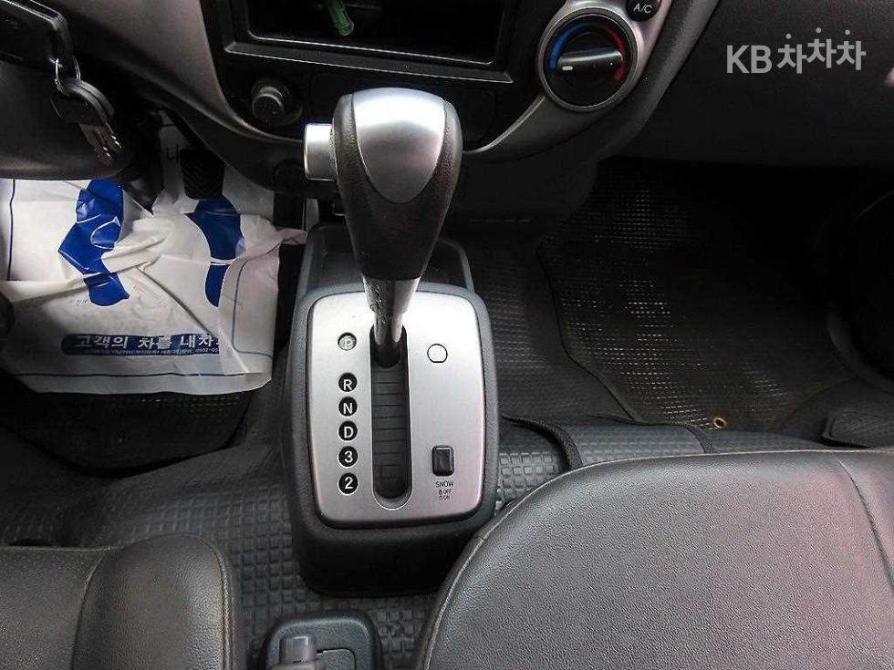 2013 - kia bongo iii