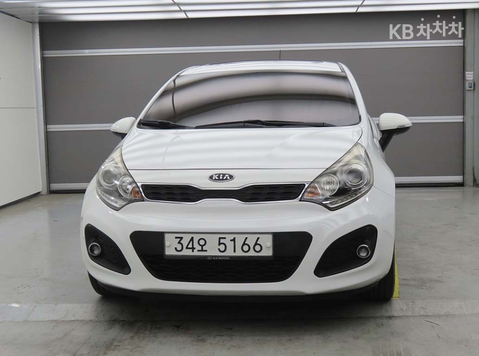 2012 - kia pride