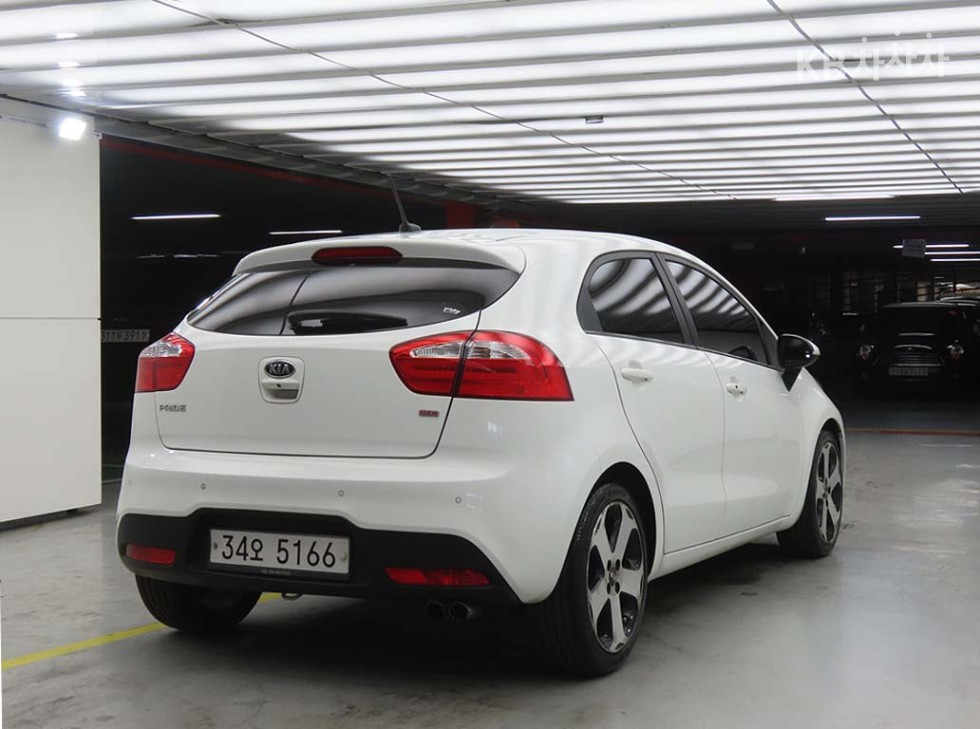 2012 - kia pride