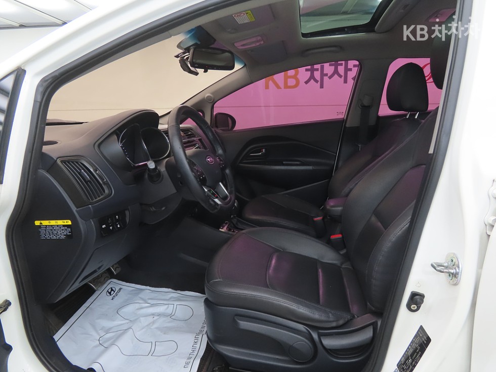 2012 - kia pride