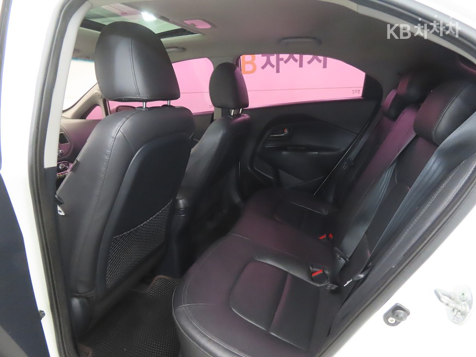 2012 - kia pride