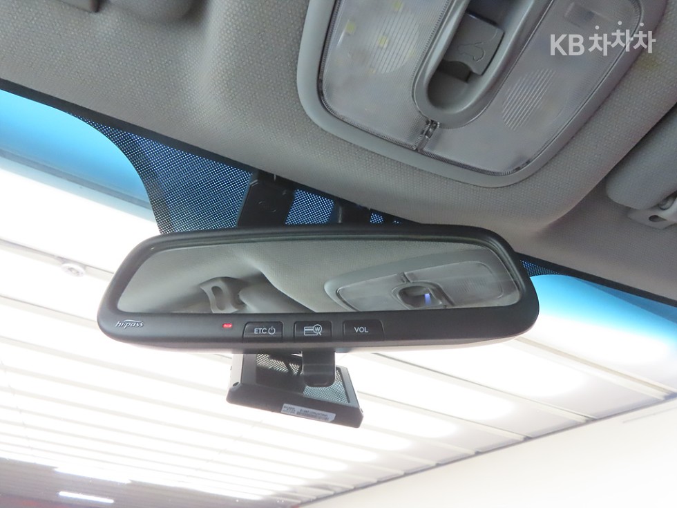 2012 - kia pride