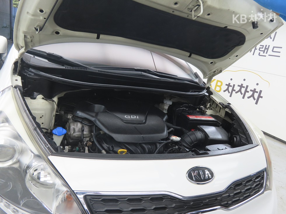 2012 - kia pride