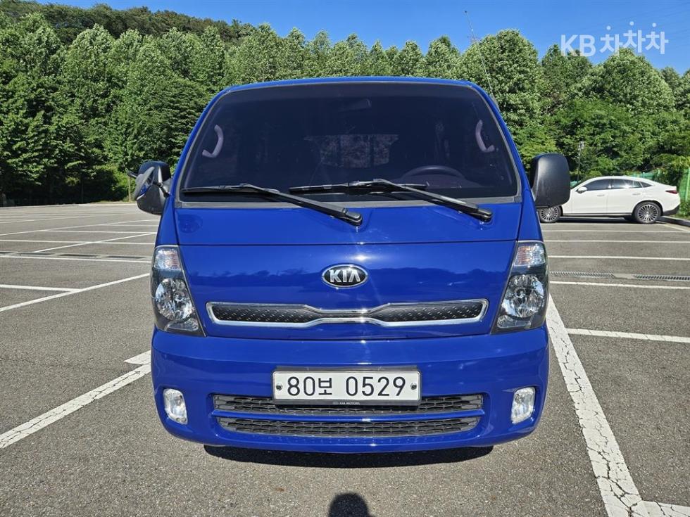 2019 - kia bongo iii