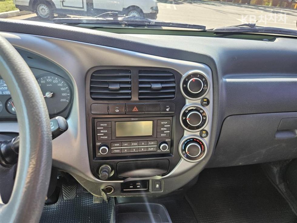 2019 - kia bongo iii