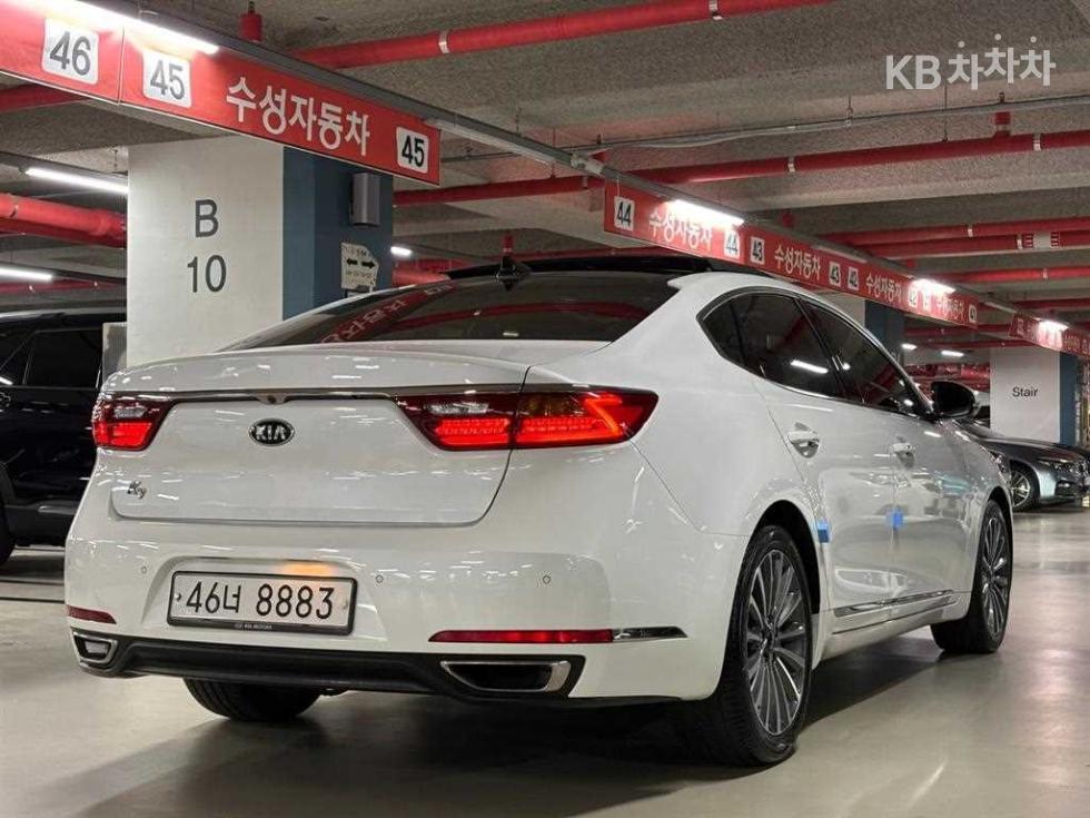 2017 - kia k7