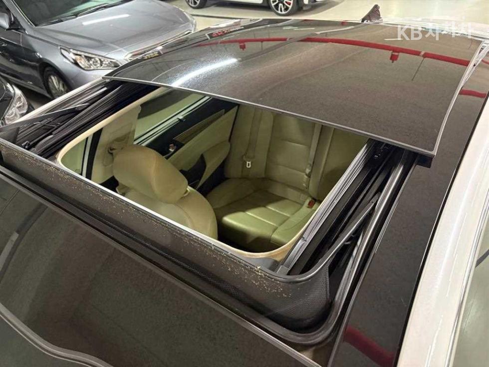 2017 - kia k7