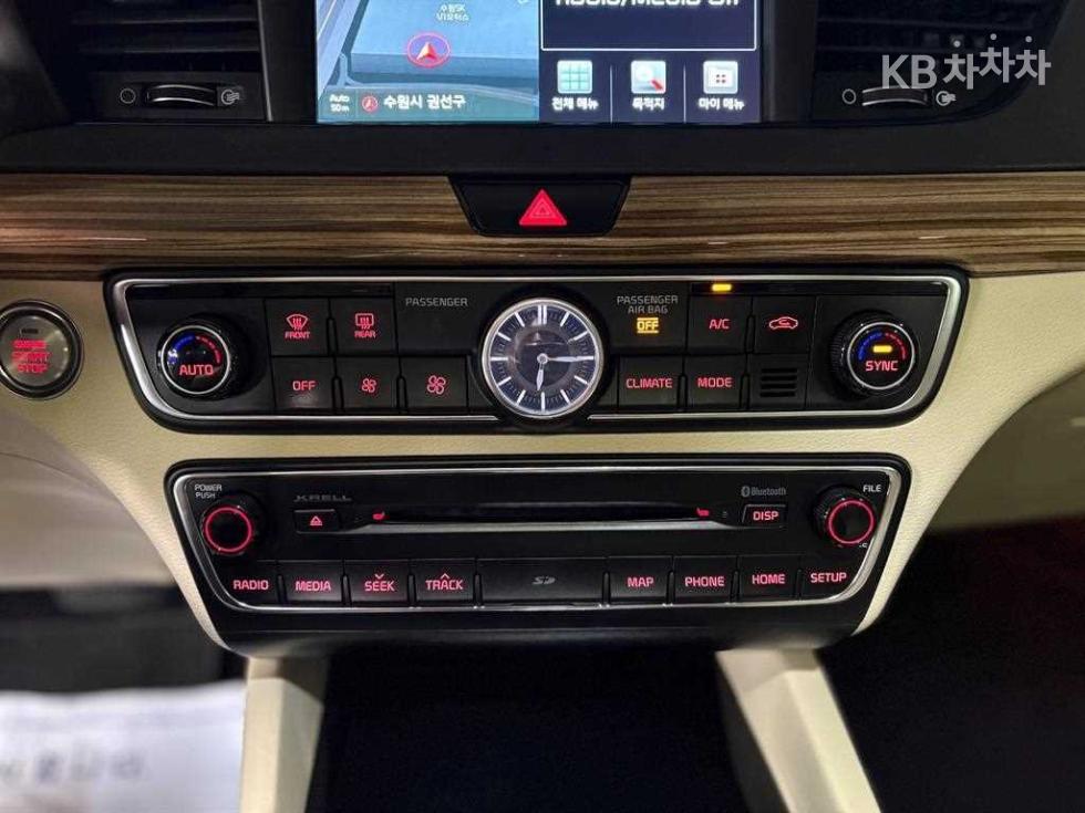 2017 - kia k7
