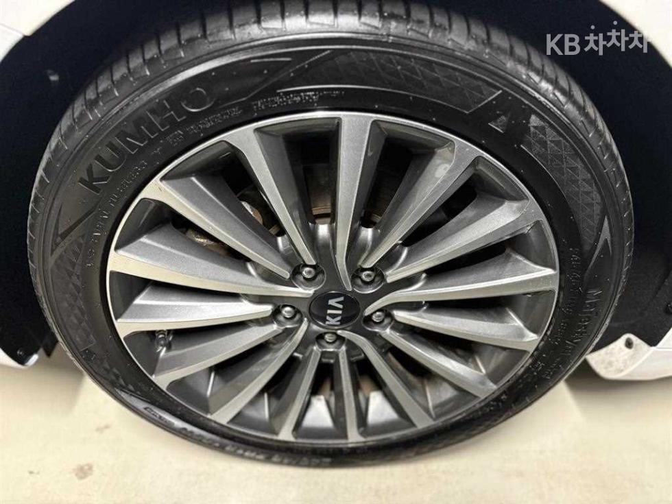 2017 - kia k7