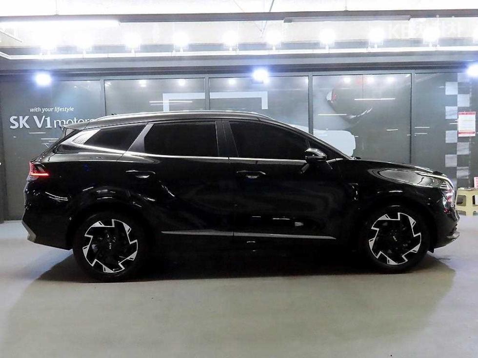 2022 - kia sportage