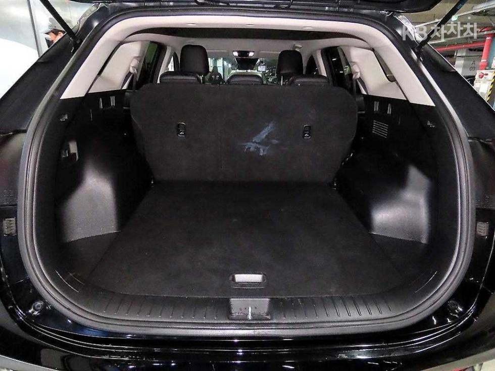 2022 - kia sportage
