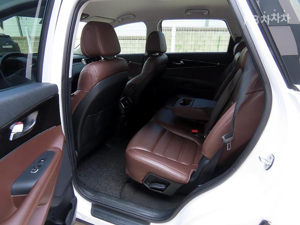 2016 - kia sorento