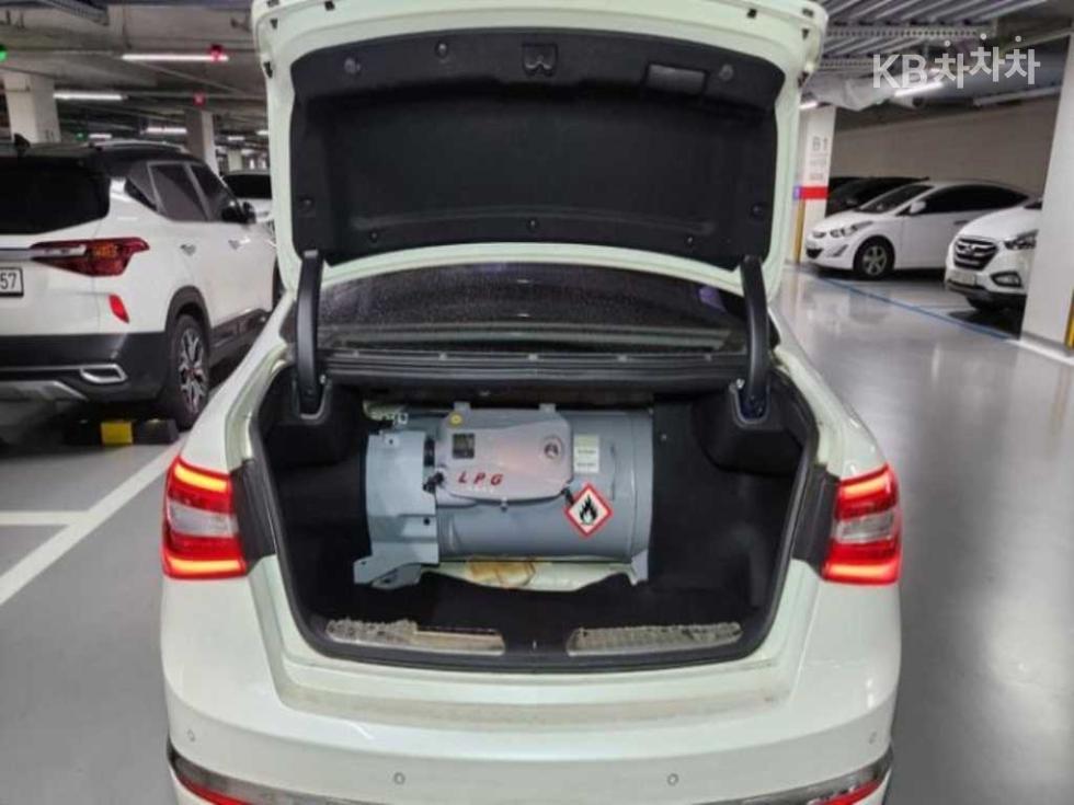 2015 - kia k7