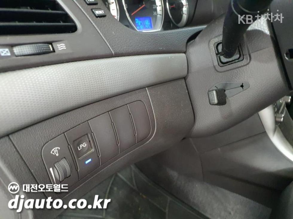 Hyundai Sonata — miniaturë 9