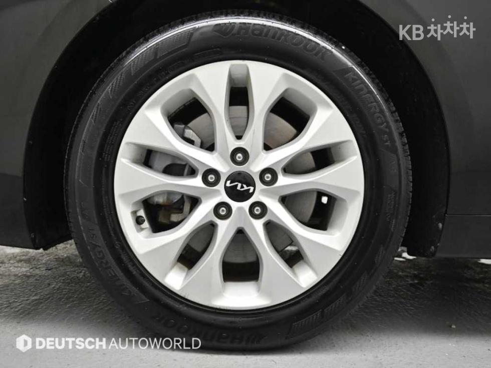 Kia K8 — miniaturë 5