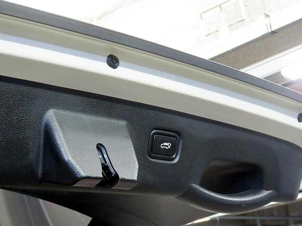 2022 - kia sportage