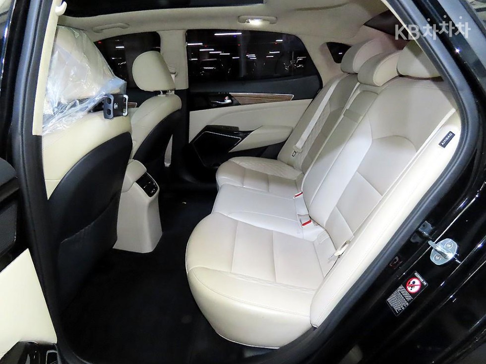 2016 - kia k7