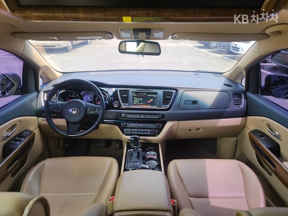 2015 - kia carnival