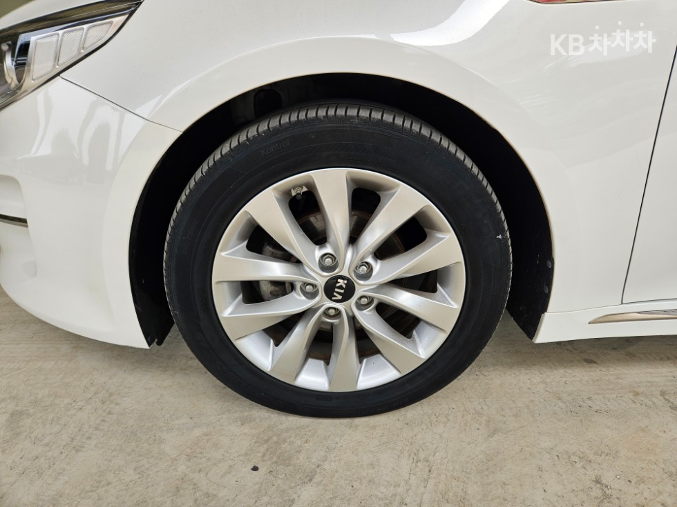 2016 - kia k5