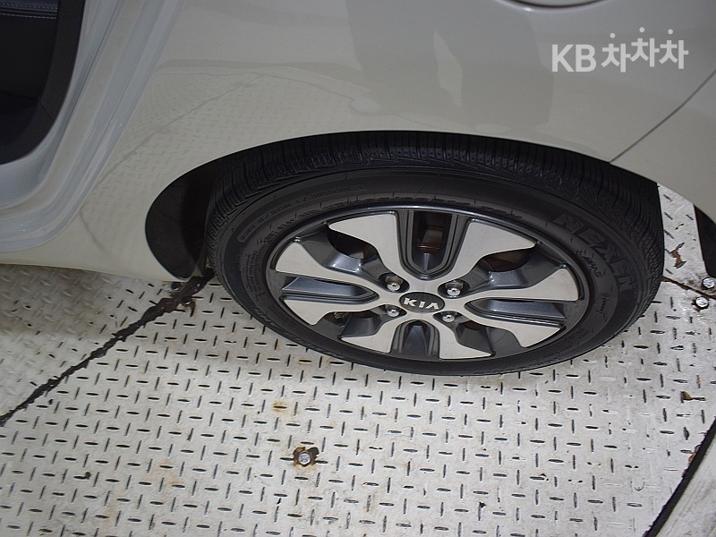 2016 - kia morning