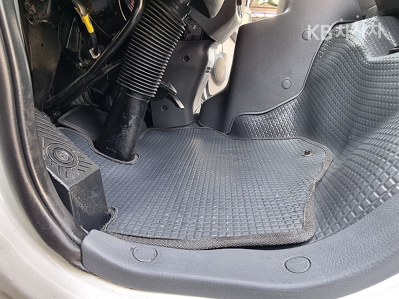 2019 - kia bongo iii