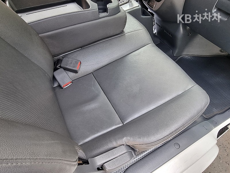 2019 - kia bongo iii