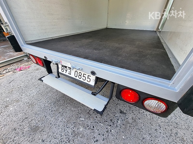2019 - kia bongo iii