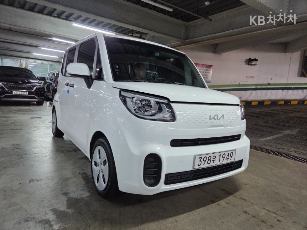 2022 - kia ray