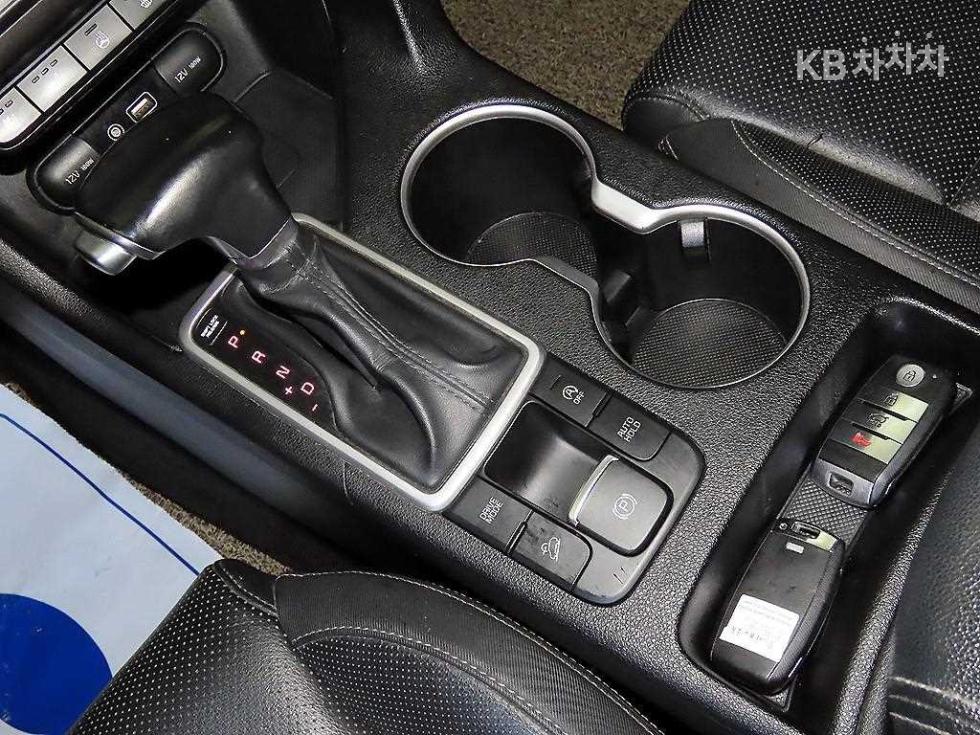 2016 - kia sportage