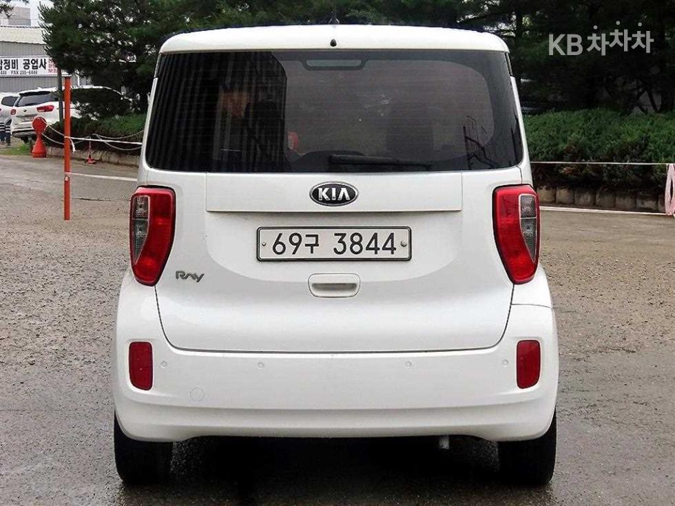 2013 - kia ray