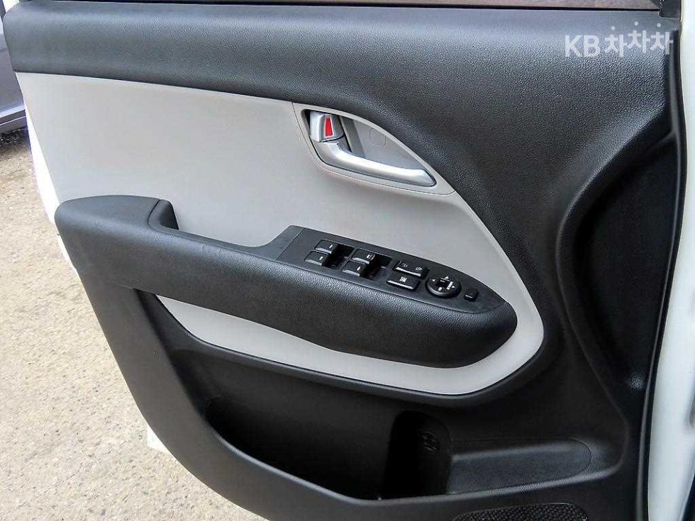 2013 - kia ray