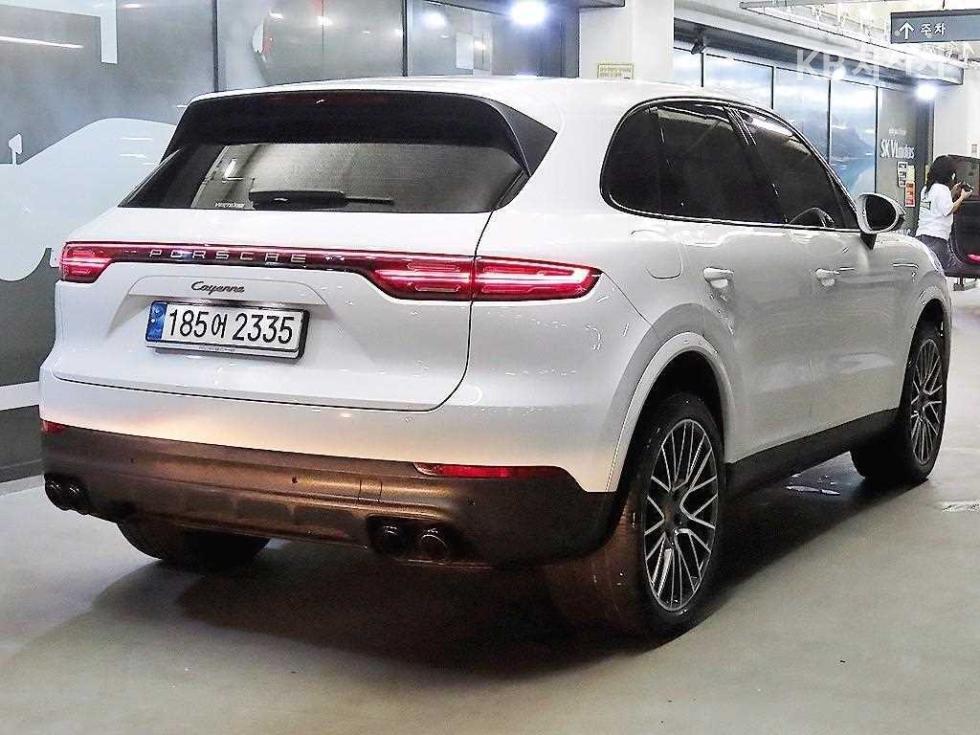 2022 Porsche (9Y0) photo
