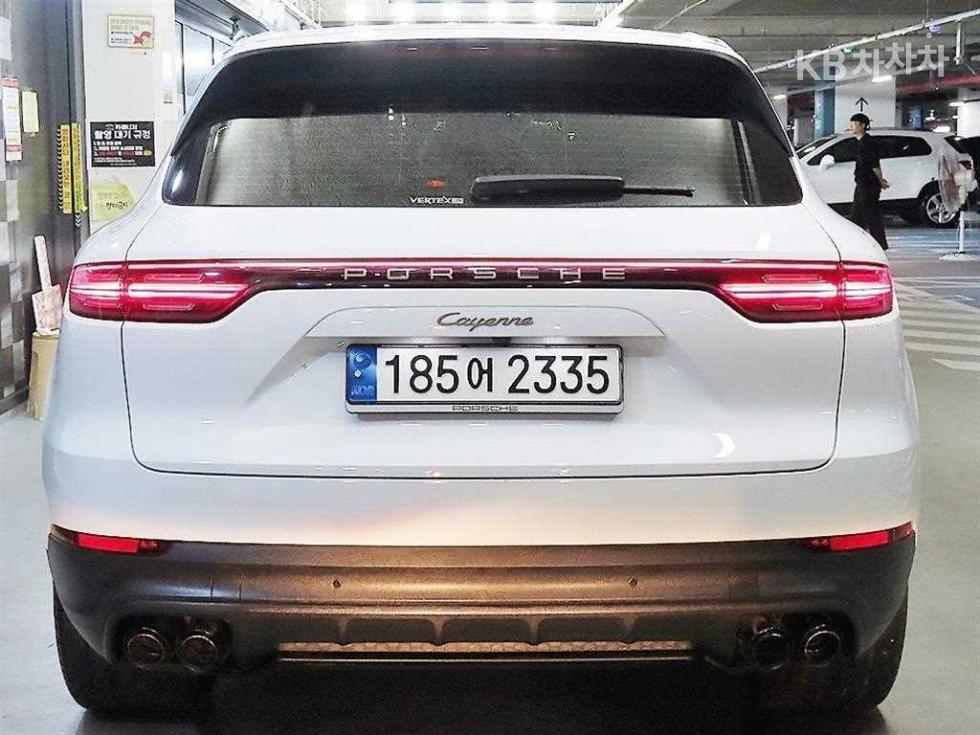 2022 Porsche (9Y0) photo