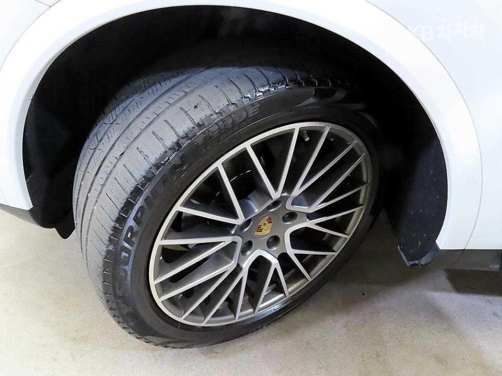 2022 Porsche (9Y0) photo