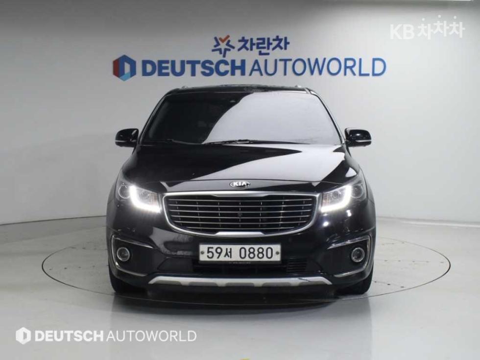 2017 - kia carnival