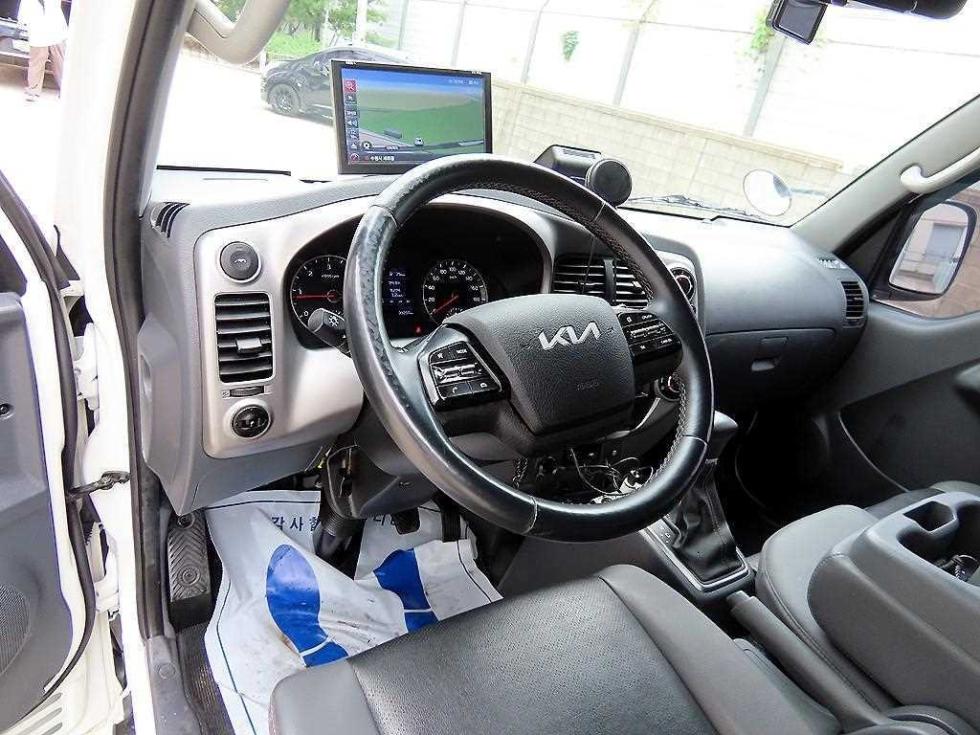 2025 - kia bongo iii