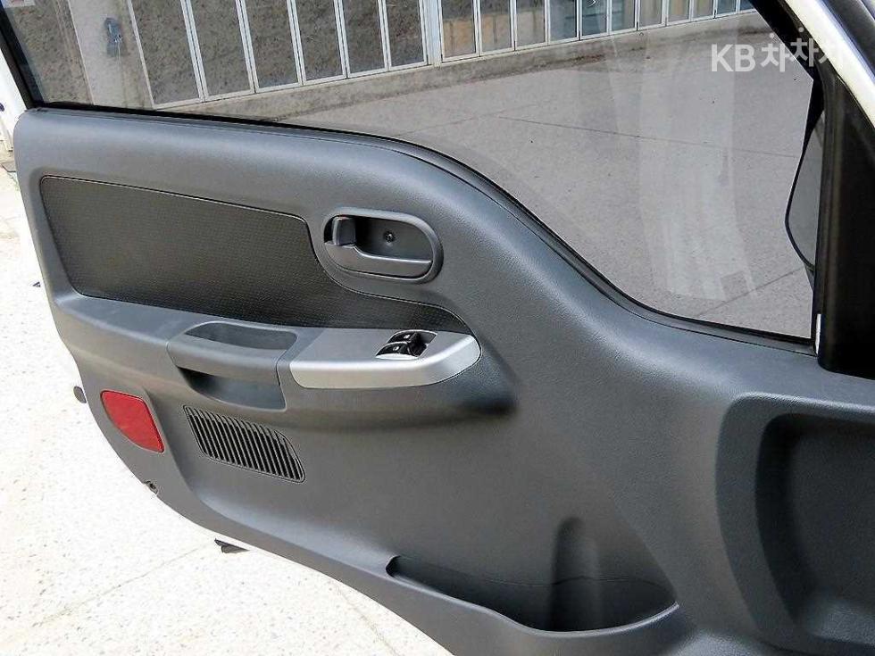 2025 - kia bongo iii