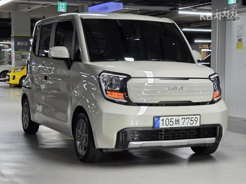 2023 - kia kia