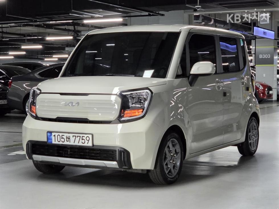 2023 - kia kia