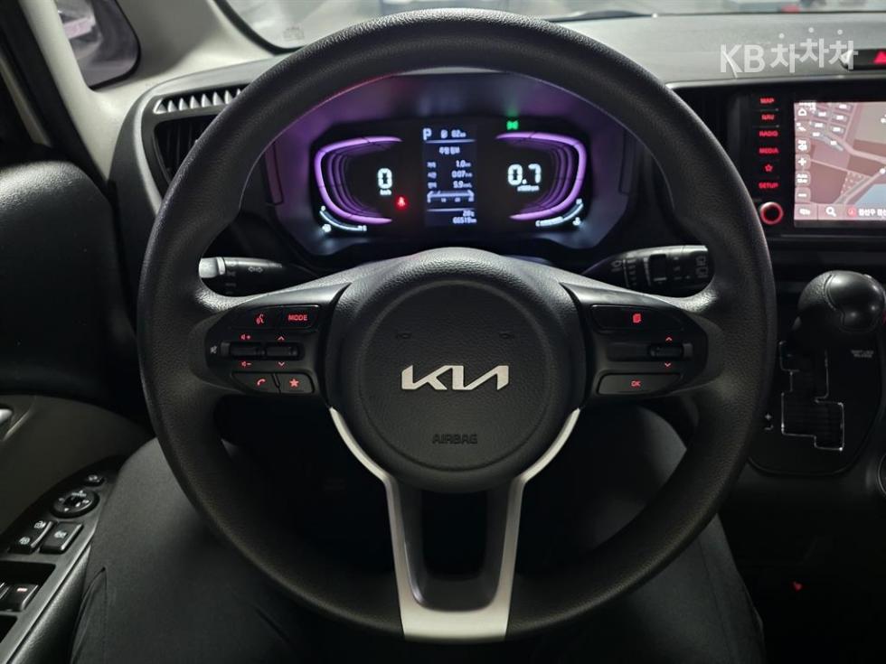 2023 - kia kia